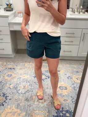 Prana Kanab Shorts (M) in Teal